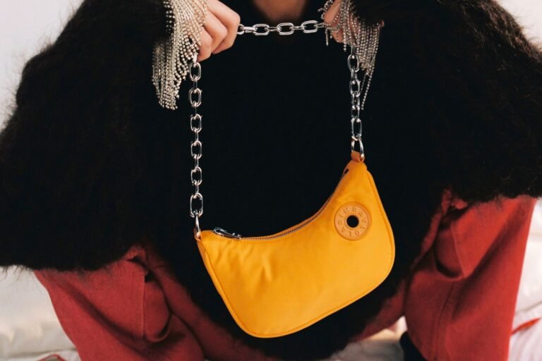Qué es el banano de Bimba y Lola y cómo usarlo en tu look