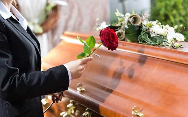 Qué permisos legales se necesitan por el fallecimiento de un ser querido