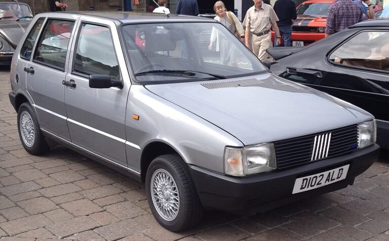 fiat uno
