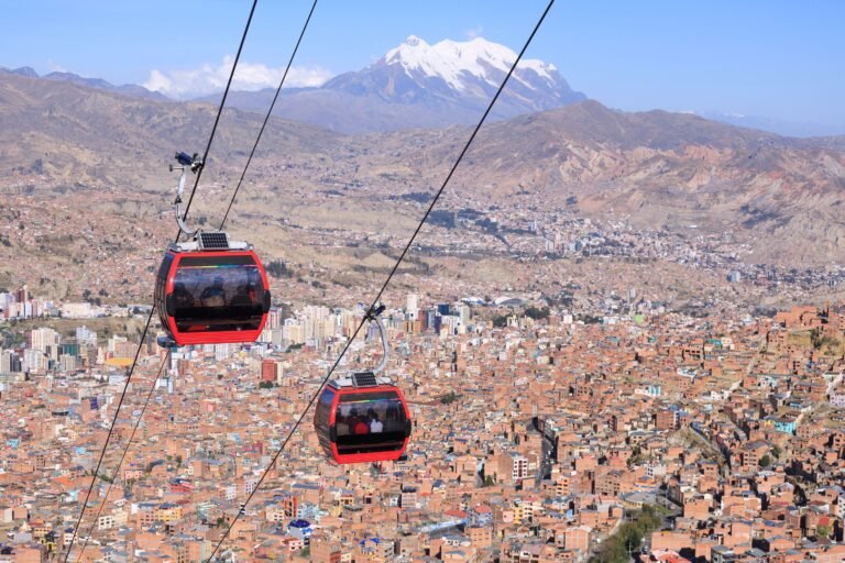 Dónde encuentro información sobre buses a La Paz desde Iquique