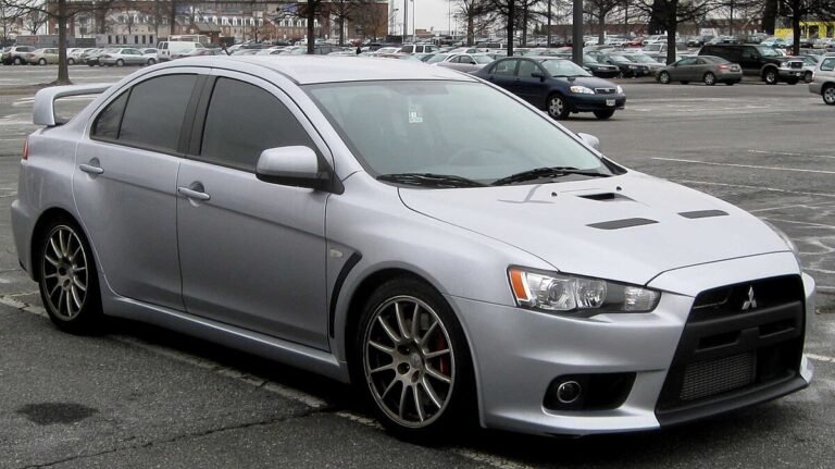 Qué características destacan del Mitsubishi Lancer Evolution XI