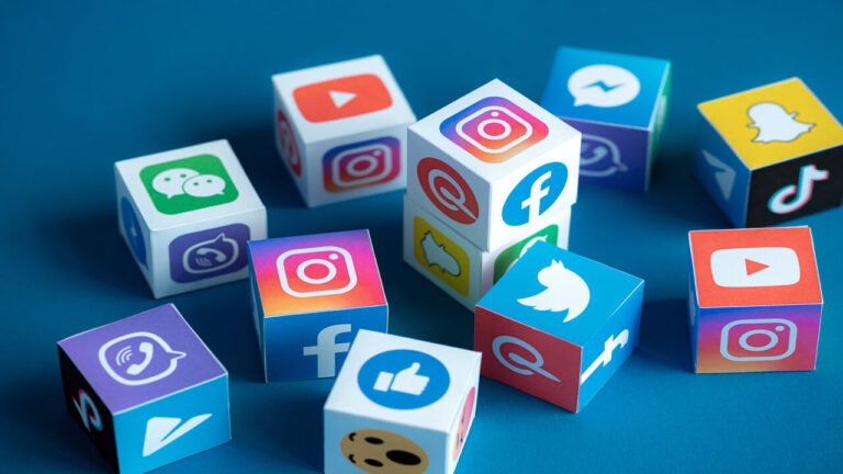 Qué es una red social orientada a las empresas y el trabajo 8 Qué es una red social orientada a las empresas y el trabajo