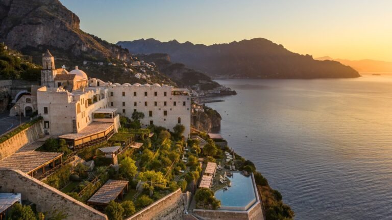 Dónde se encuentra el Parque Santa Rosa de Las Condes y qué ofrece