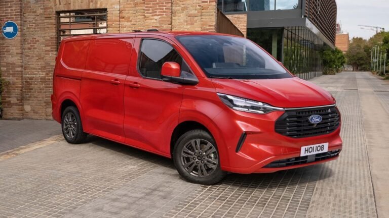 Dónde encontrar una Ford Transit Custom blanca en Chile