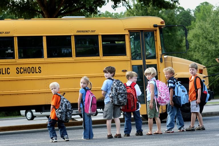 Qué opciones de transporte escolar están disponibles en Lo Prado